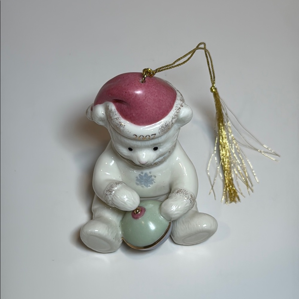 Lenox 2007 Teddy with Pink Hat - Picture 5 of 12